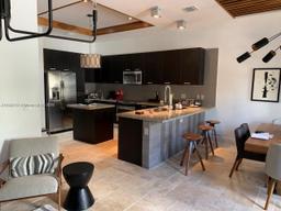 Picture of 5180 NW 84Th Ave, Doral, FL 33166