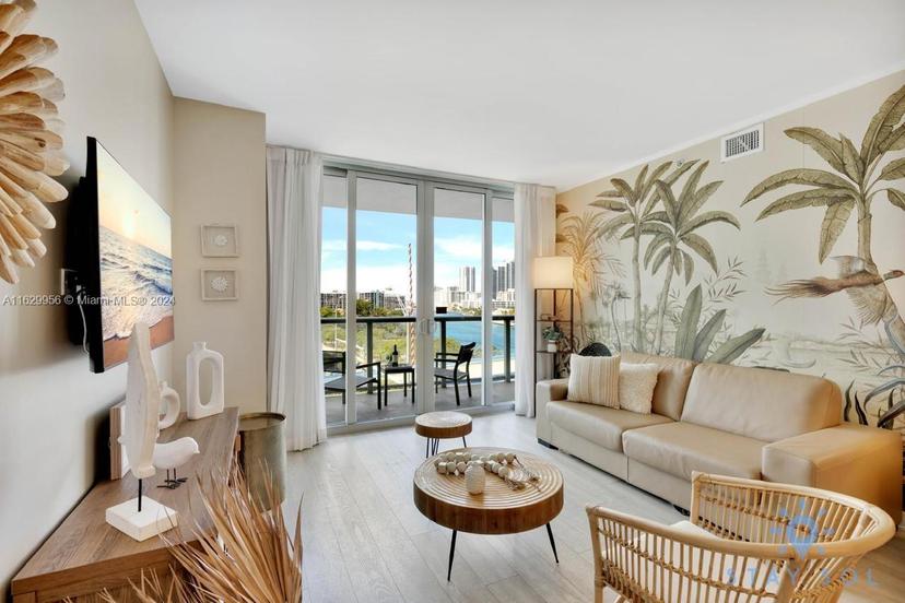 Picture of 2602 E Hallandale Beach Blvd # R704, Hallandale Beach FL 33009