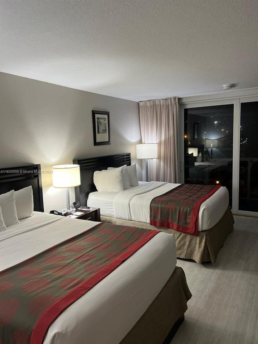 Picture of 19201 Collins Ave # 534, Sunny Isles Beach FL 33160