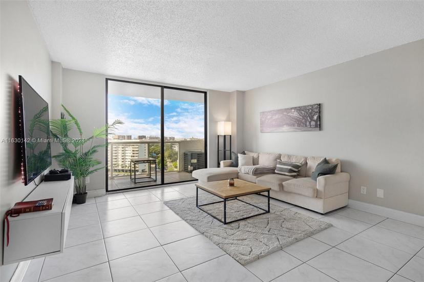 Picture of 13499 Biscayne Blvd # 1112, North Miami FL 33181