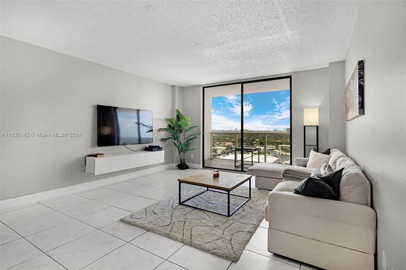 Picture of 13499 Biscayne Blvd # 1112, North Miami FL 33181