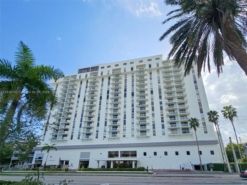Picture of 13499 Biscayne Blvd # 1112, North Miami FL 33181