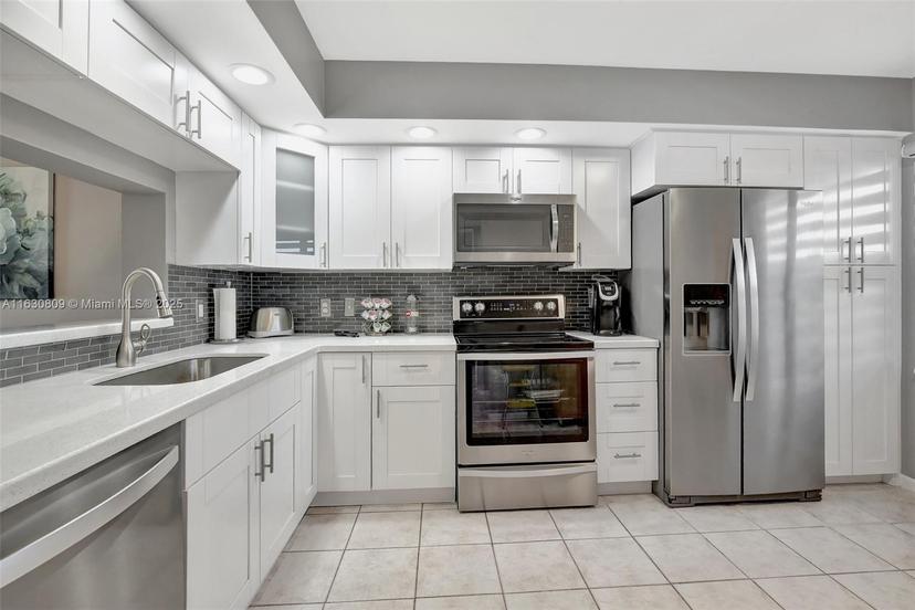Picture of 13800 SW 5Th Ct # 307M, Pembroke Pines FL 33027