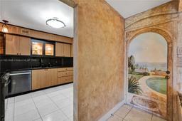 Picture of 2802 N 46Th Ave # B425, Hollywood, FL 33021