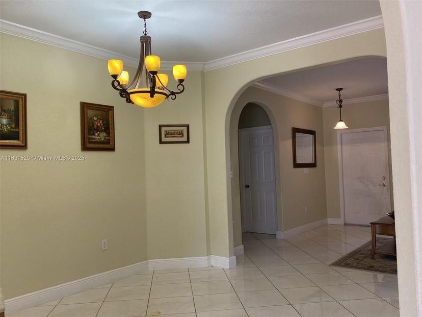 Picture of 8963 NW 145Th St, Miami Lakes FL 33018