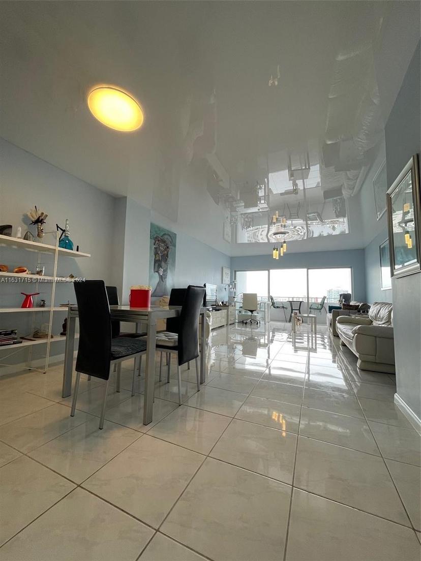 Picture of 500 Bayview Dr, Sunny Isles Beach FL 33160