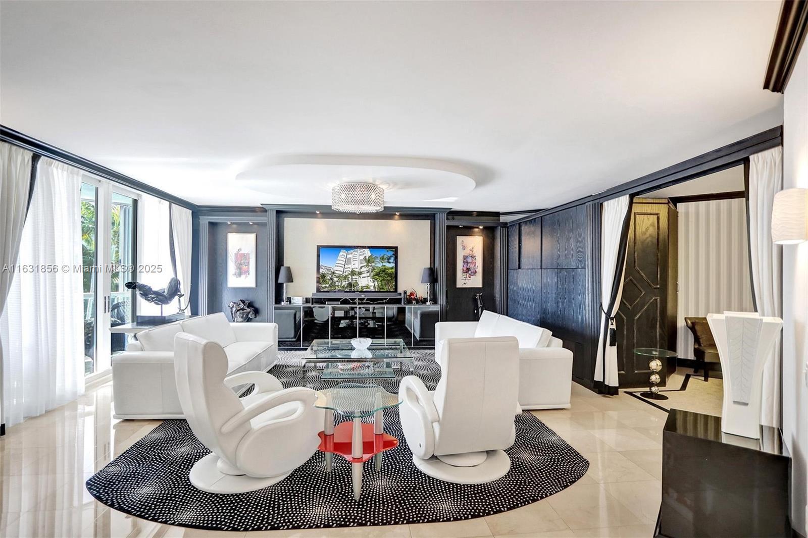 Picture of 21050 Point Pl # 403, Aventura, FL 33180