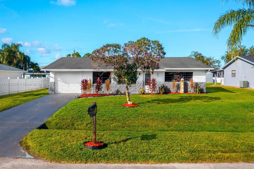 Picture of 143 SW Grove Ave, Port St. Lucie FL 34983