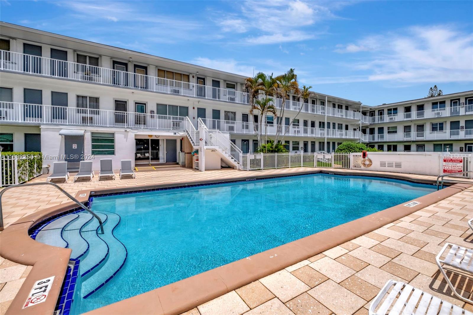 Picture of 15600 NE 6Th Ave # 22A, Miami, FL 33162