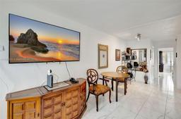 Picture of 15600 NE 6Th Ave # 22A, Miami, FL 33162