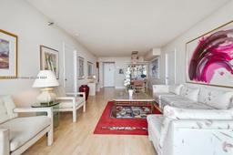 Picture of 20505 E Country Club Dr # 1532, Aventura, FL 33180