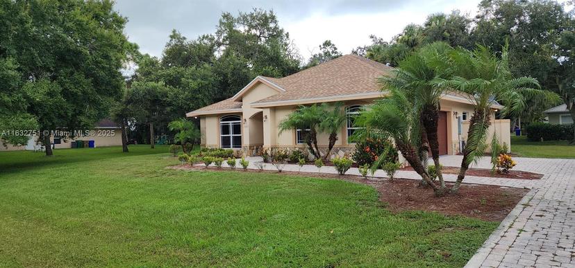 Picture of 1003 SE 11Th St., Okeechobee FL 34974