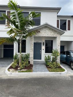 Picture of 2831 SW 16Th Ter # 2831, Fort Lauderdale, FL 33315
