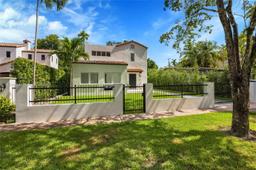 Picture of 1109 Asturia Ave, Coral Gables, FL 33134