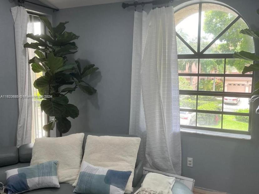 Picture of 5299 Europa Dr # I, Boynton Beach FL 33437