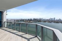 Picture of 17301 Biscayne Blvd # 09, North Miami Beach, FL 33160