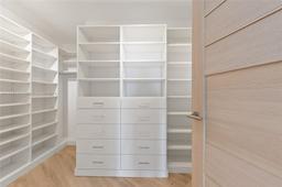 Picture of 17301 Biscayne Blvd # 09, North Miami Beach, FL 33160