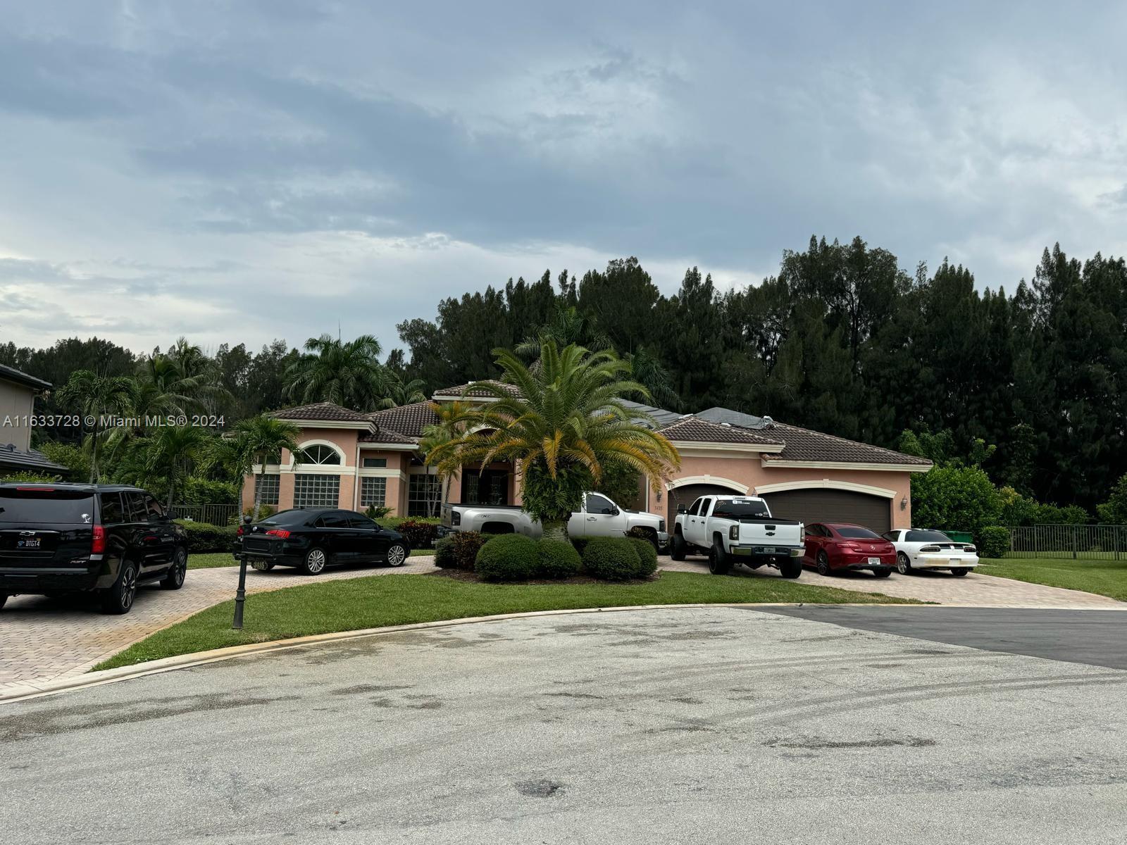 Picture of 3435 Belmont Ter, Davie, FL 33328