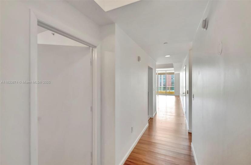 Picture of 3340 NE 190Th St # 1102, Aventura FL 33180