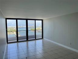 Picture of 555 NE 15Th St # 28B, Miami, FL 33132