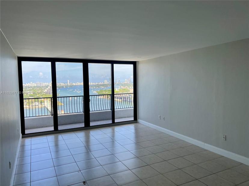 Picture of 555 NE 15Th St # 28B, Miami FL 33132