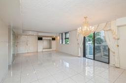 Picture of 6423 Collins Ave # 310, Miami Beach, FL 33141