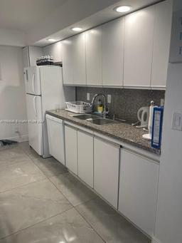 Picture of 2401 S Ocean Dr # 1203, Hollywood, FL 33019