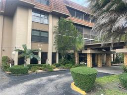 Picture of 661 NE 195Th St # 309, Miami, FL 33179