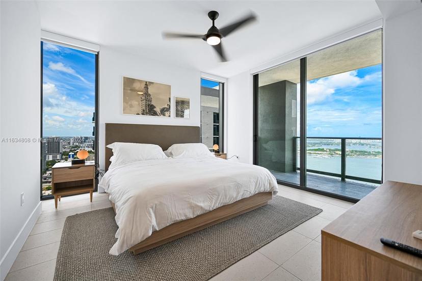 Picture of 601 NE 1 Ave # 3915, Miami FL 33132