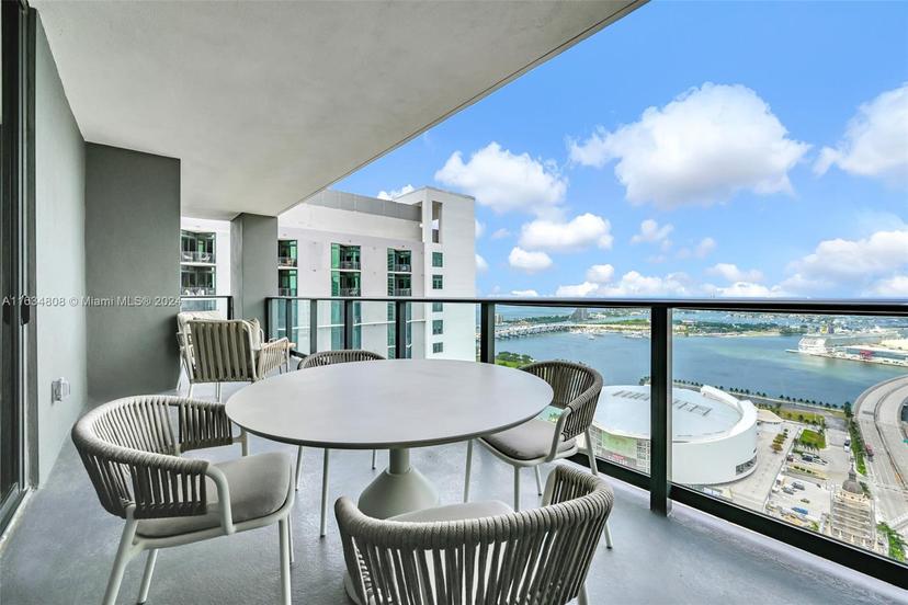Picture of 601 NE 1 Ave # 3915, Miami FL 33132