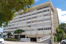 Picture of 111 Golden Isles Dr # B2, Hallandale Beach, FL 33009