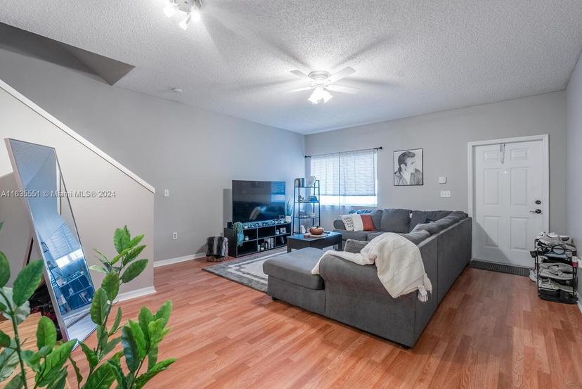 Picture of 2203 SE 23Rd Ter # 2203, Homestead FL 33035