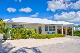 Picture of 11332 3Rd Avenue Ocean, Marathon, FL 33050