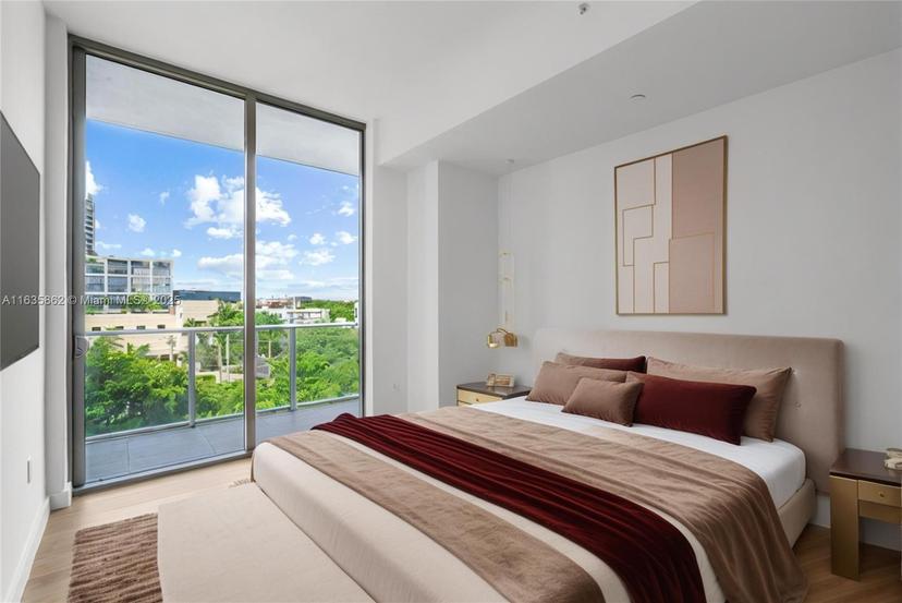 Picture of 2678 Tigertail Ave # 513, Coconut Grove FL 33133