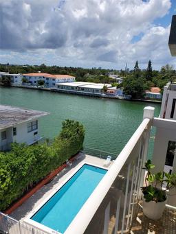 Picture of 7900 Tatum Waterway Dr # 502, Miami Beach, FL 33141
