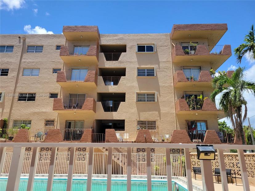 Picture of 1630 W 46Th St # 514B, Hialeah FL 33012