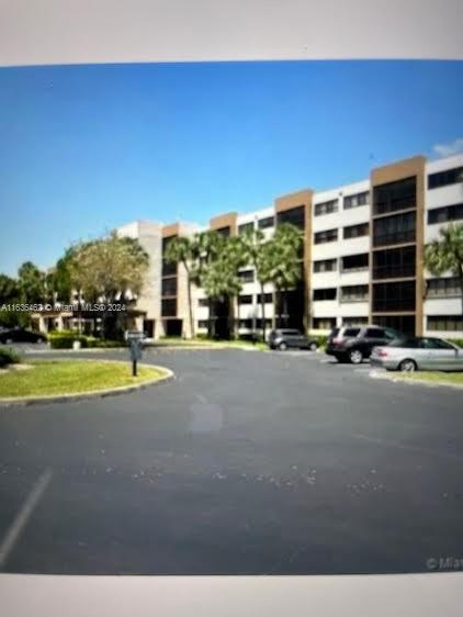 Picture of 9735 NW 52Nd St # 419, Doral, FL 33178