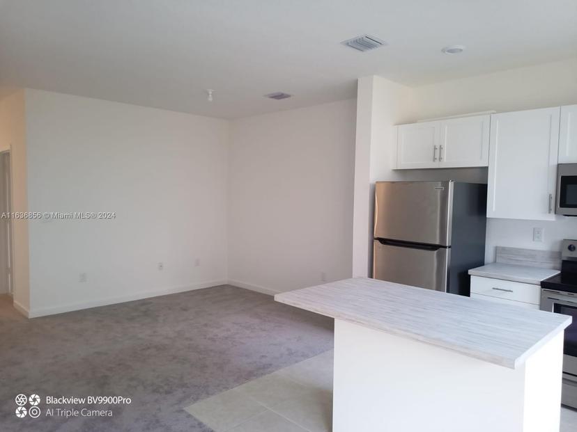 Picture of 21430 Ne 3 Place, Miami FL 33179