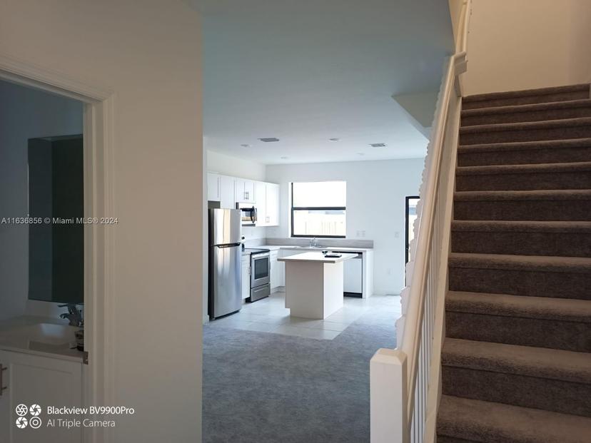Picture of 21430 Ne 3 Place, Miami FL 33179