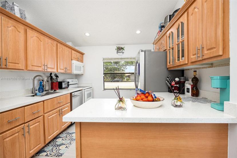 Picture of 8205 SW 12Th Pl, North Lauderdale FL 33068