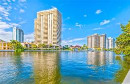 Picture of 19390 Collins Ave # 1518, Sunny Isles Beach, FL 33160