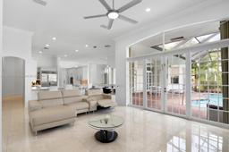 Picture of 2522 Monterey Ct, Weston, FL 33327