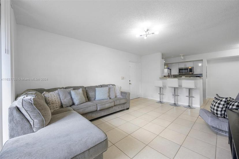 Picture of 655 SW 111Th Way # 106, Pembroke Pines FL 33025