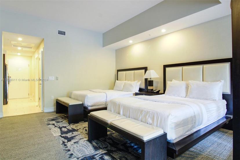Picture of 5300 NW 87Th Ave # 915, Doral FL 33178