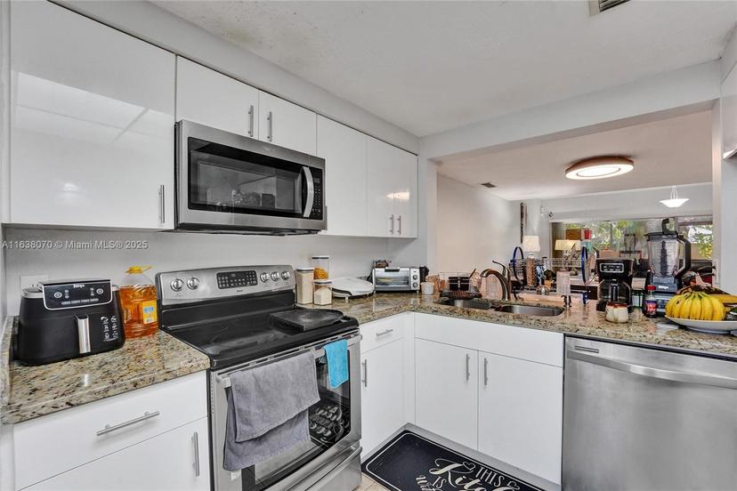 Picture of 3592 NW 83Rd Ln, Sunrise FL 33351