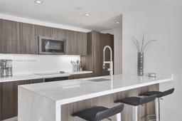 Picture of 401 N Birch Rd # 1113, Fort Lauderdale, FL 33304