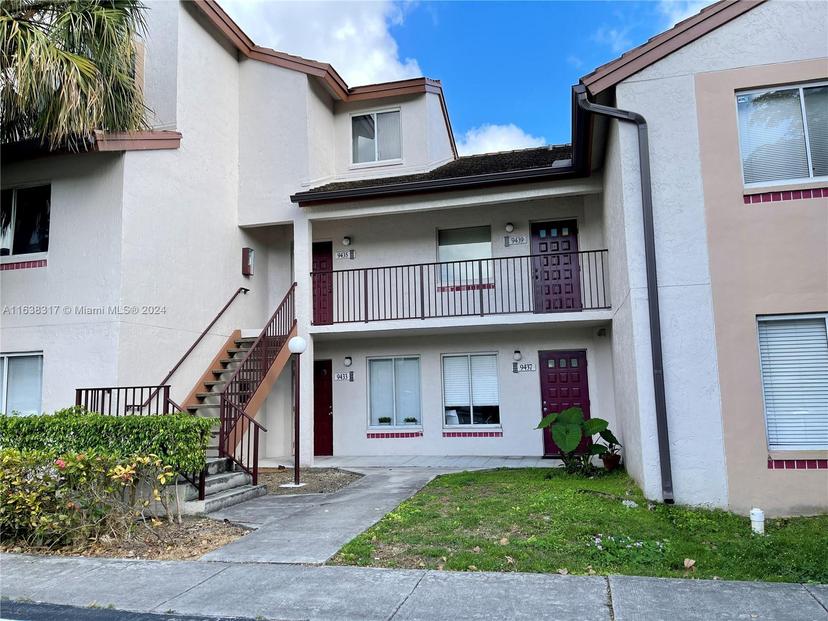 Picture of 9435 SW 140Th Ct # 9435, Miami FL 33186