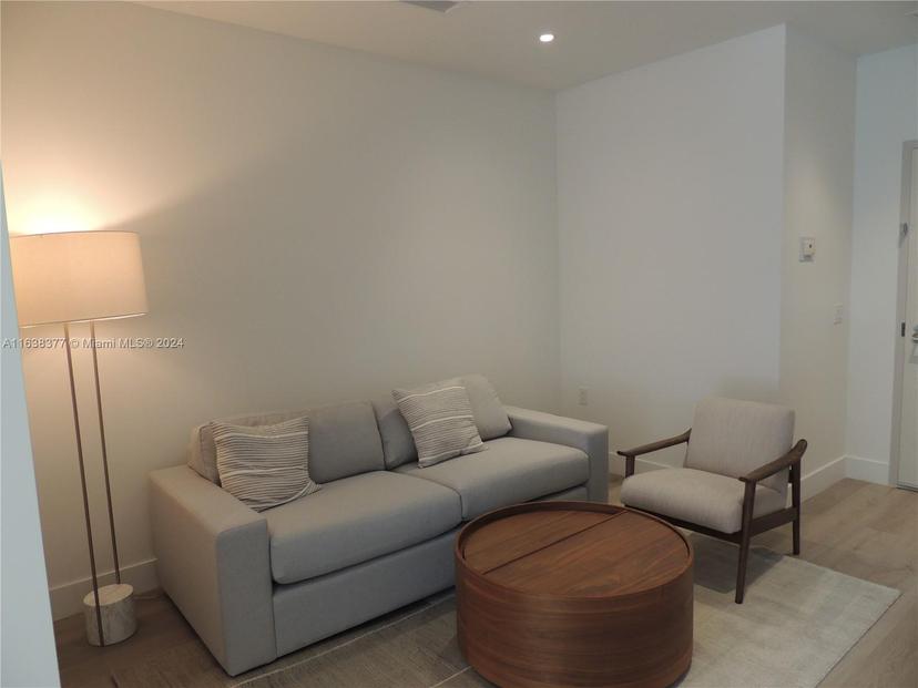 Picture of 239 SW 9Th # 607, Miami FL 33130