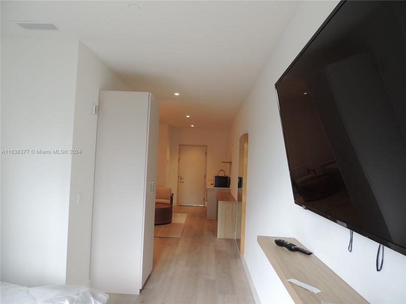 Picture of 239 SW 9Th # 607, Miami FL 33130