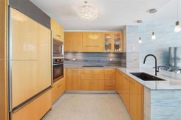 Picture of 6799 Collins Ave # 1601, Miami Beach, FL 33141